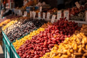 پشت‌پرده نوسانات قیمت میوه خشک کیلویی: چه عواملی تعیین‌کننده‌اند؟